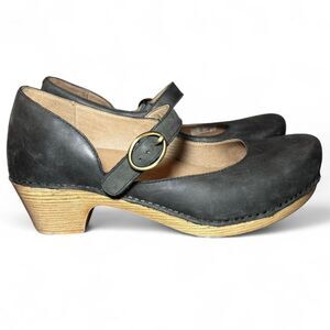 Dansko Women's Missy Mary Jane Black Leather clogs Size 42 (11.5-12)